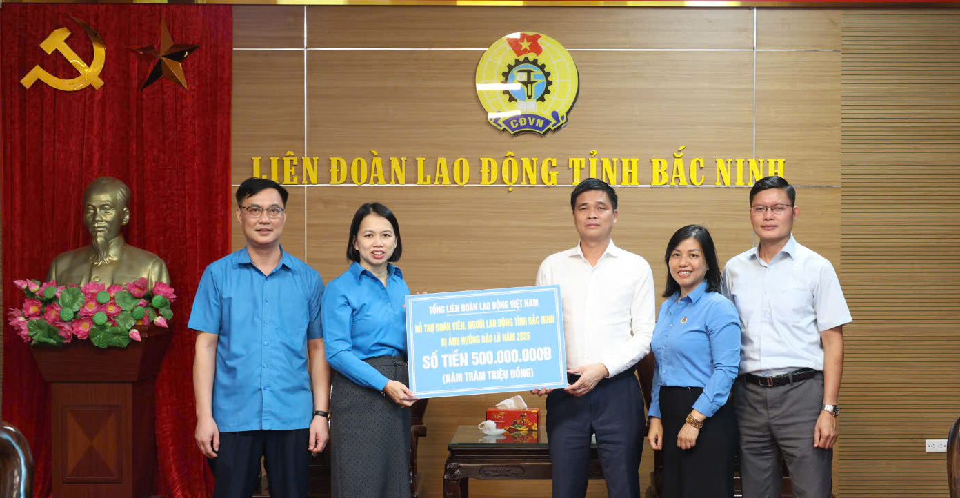   Bắc Ninh: Tổng Liên đoàn Lao động Việt Nam hỗ trợ đoàn viên, người lao động bị ảnh hưởng do bão lũ