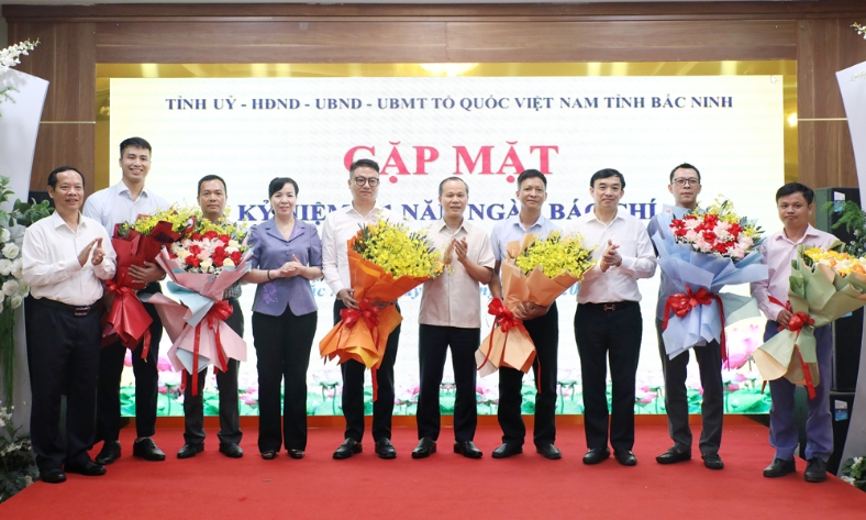  Lãnh đạo tỉnh Bắc Ninh gặp mặt, tri ân những người làm báo đồng hành với sự phát triển của tỉnh