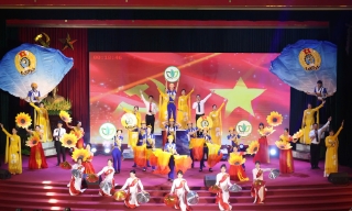 Bắc Ninh: Sôi nổi liên hoan văn nghệ công nhân vòng sơ loại cụm số 2