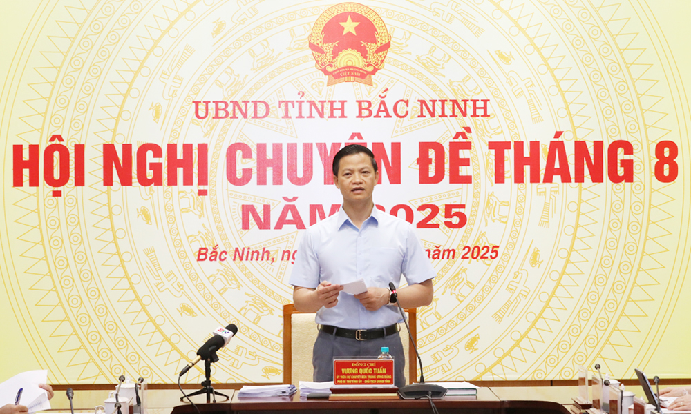  Quan tâm kiện toàn đội ngũ cán bộ, bảo đảm mục tiêu phục vụ người dân và phát triển địa phương 