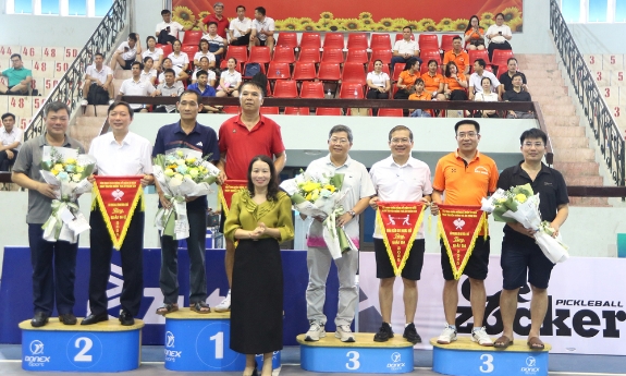 Hơn 200 vận động viên tham gia hội thao chào mừng 80 năm Ngày truyền thống Tòa án nhân dân