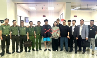 Bắc Ninh: Bắt giữ và bàn giao 2 đối tượng truy nã đỏ của Interpol cho Hàn Quốc