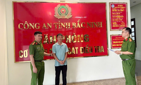 Bắc Ninh: Khởi tố đối tượng lừa đảo gần 2 tỷ đồng 