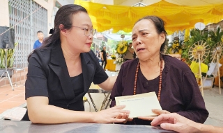 Bắc Ninh: Thăm hỏi, động viên gia đình nạn nhân vụ lật tàu tại vịnh Hạ Long
