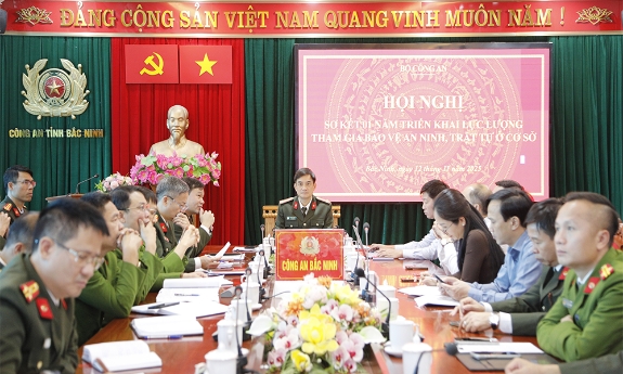 Tiếp tục phát huy vai trò của lực lượng tham gia bảo vệ an ninh, trật tự ở cơ sở