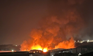 Cháy lớn ở một doanh nghiệp tại Khu công nghiệp Tiên Sơn