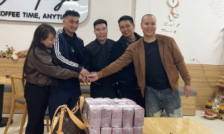 Ba công dân ở xã Tiên Lục (Bắc Ninh) nhặt được 1 tỷ đồng trả lại người đánh rơi