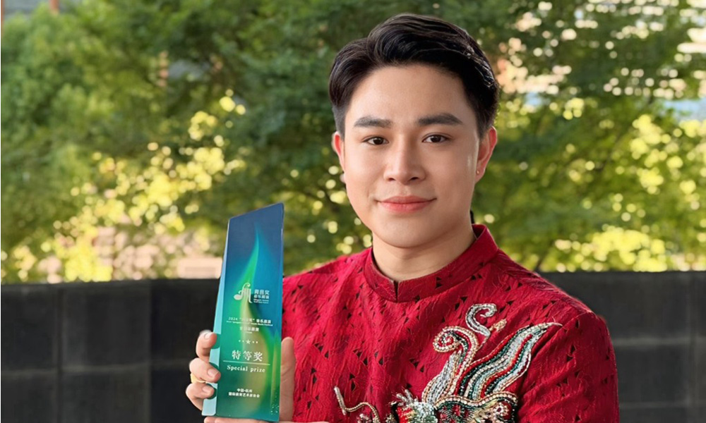 Ca sĩ quê Bắc Giang Trần Tùng Anh trở thành Quán quân cuộc thi âm nhạc tại Trung Quốc