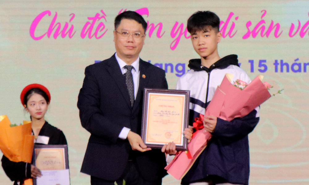Trao 3 giải Nhất tại cuộc thi “Tìm hiểu về di sản văn hóa Bắc Giang”