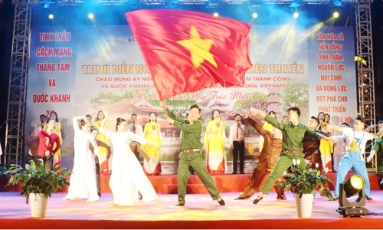  Bắc Ninh: Rực rỡ sắc màu nghệ thuật dân gian tại hồ Nghĩa Long, phường Bắc Giang