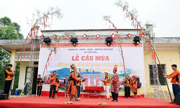 Bắc Ninh: Đặc sắc lễ cầu mùa của đồng bào Dao