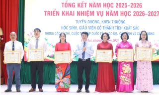 Phường Đa Mai khen thưởng nhiều giáo viên, học sinh có thành tích xuất sắc