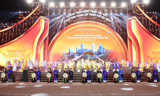 Tổng duyệt chương trình nghệ thuật đặc biệt chào mừng thành lập thành phố Bắc Ninh