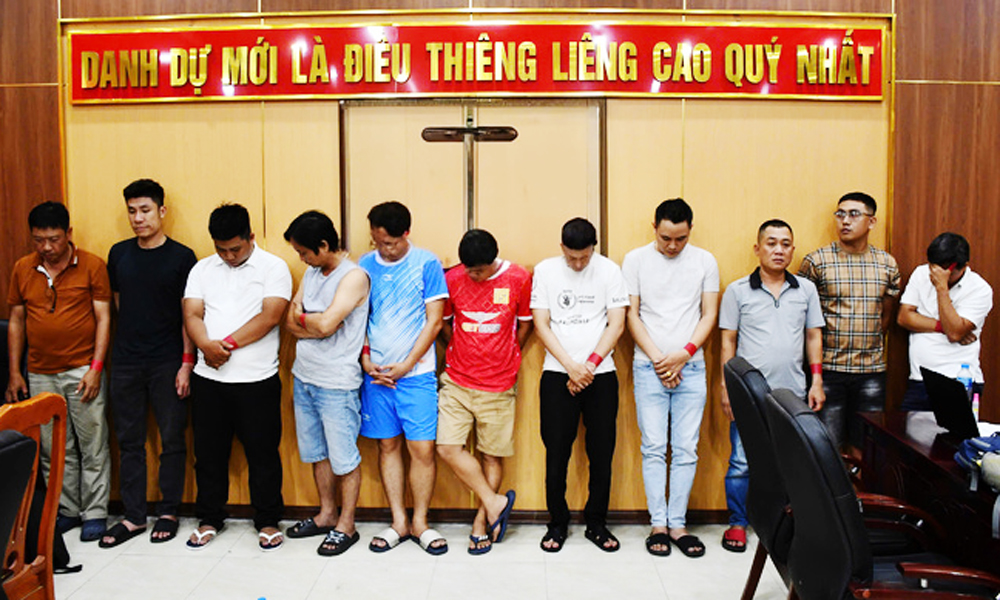 Triệt phá đường dây cá độ bóng đá hơn 350 tỷ đồng ở Quảng Nam