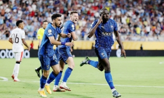 Man City thất bại trước đại diện châu Á sau màn rượt đuổi tỷ số kịch tính