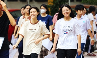 Các địa phương trên cả nước tiếp tục công bố điểm thi vào lớp 10