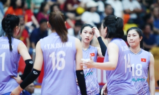 Đội tuyển Bóng chuyền nữ Việt Nam thua U21 Trung Quốc 0-3