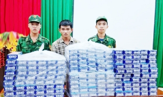 Bắt 2 đối tượng vận chuyển gần 3.000 bao thuốc lá nhập lậu