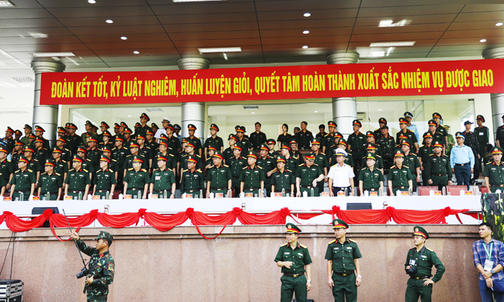  Gần 16.000 cán bộ, chiến sĩ hợp luyện diễu binh, diễu hành chuẩn bị cho lễ kỷ niệm trọng đại