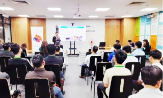 Tích hợp AI, robot để tối ưu hóa sản xuất