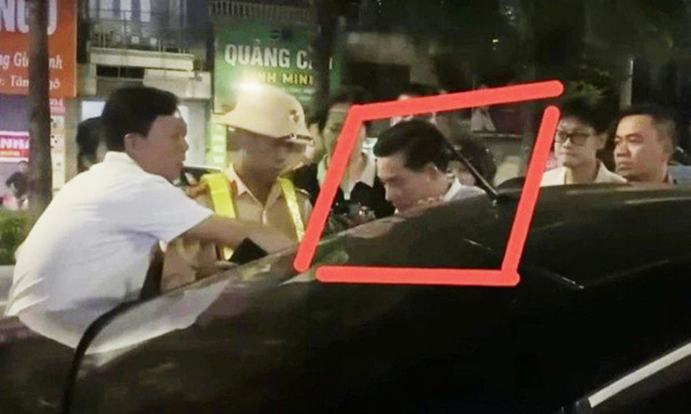  Phó giám đốc say xỉn lái ô tô gây tai nạn liên hoàn ở Quảng Ninh