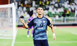 Ronaldo giúp Al Nassr thắng lớn