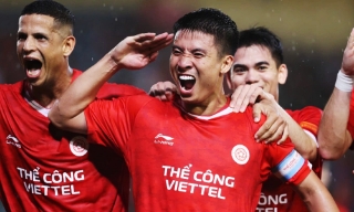 Bùi Tiến Dũng đưa Thể Công lên thứ 3 V-League