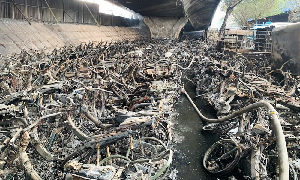  Thông tin chính thức về vụ cháy bãi trông giữ xe dưới gầm cầu Vĩnh Tuy