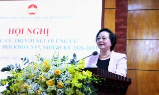 Phó Thủ tướng Phạm Thị Thanh Trà thông tin tới cử tri về lộ trình cải cách tiền lương, cắt giảm thủ tục hành chính