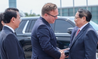 Thủ tướng Phạm Minh Chính lên đường thăm chính thức Liên bang Nga