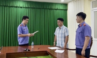 Bắt nguyên phó thủ trưởng và điều tra viên vụ nữ sinh bị tai nạn giao thông tử vong ở Vĩnh Long