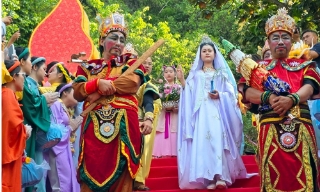 Lễ hội Quán Thế Âm - kết nối di sản với phát triển du lịch bền vững