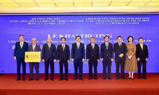 Thúc đẩy quan hệ hợp tác kinh tế, thương mại Việt-Trung ngày càng phát triển