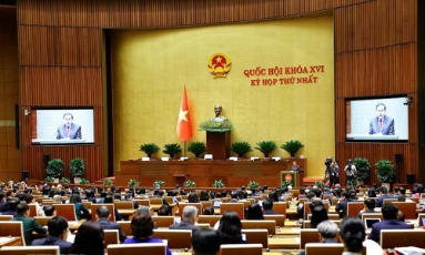  Hôm nay, Quốc hội khóa XVI bàn về chống lãng phí, thuế xăng dầu và nhiên liệu bay