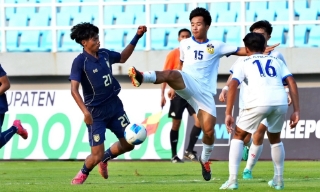 Lào loại Thái Lan ở giải U17 Đông Nam Á