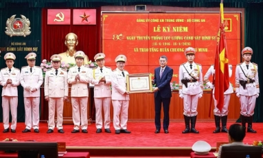  Thủ tướng: Tên gọi “Cảnh sát hình sự” mãi là niềm tin cậy của Nhân dân