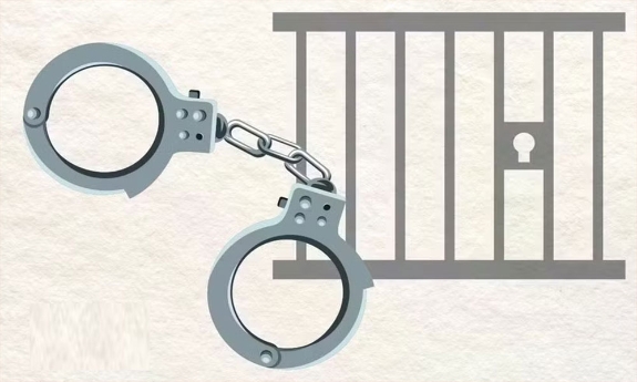 Tạm giữ người bố trong vụ việc bé trai 12 tuổi tử vong tại Lào Cai