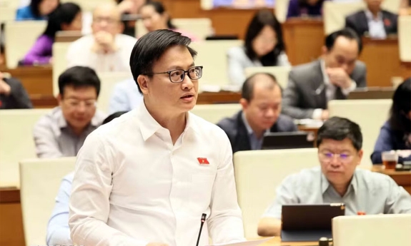 Đại biểu Quốc hội đề nghị Chính phủ làm rõ việc các bộ, ngành giải ngân chậm