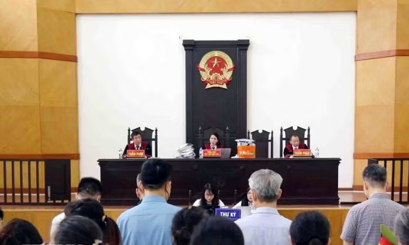 2 cựu Cục trưởng Cục An toàn thực phẩm được đề nghị giảm án tù vì tình tiết mới