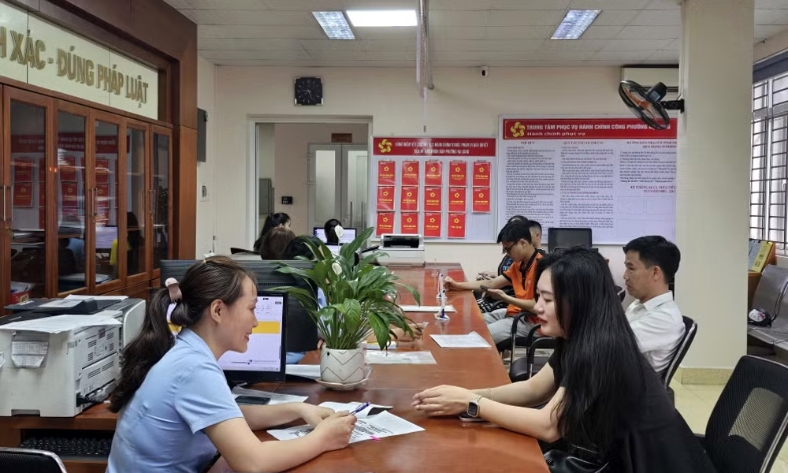  Gần 1 năm vận hành chính quyền địa phương hai cấp: Từ "quản lý" sang "phục vụ"