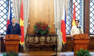 Việt Nam-Philippines nâng cấp quan hệ Đối tác Chiến lược tăng cường