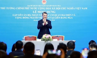Thủ tướng gặp các cơ quan đại diện và cộng đồng người Việt Nam tại Liên bang Nga