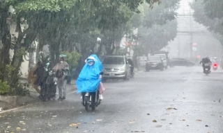 Thời tiết ngày 19/7: Bắc Bộ tiếp tục mưa lớn, cảnh báo lũ quét và sạt lở đất