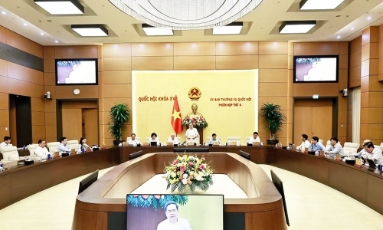  Đẩy nhanh tiến độ hoàn thiện thể chế, tháo gỡ các "điểm nghẽn"