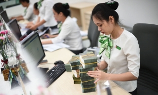 Ngân hàng 'khát' vốn