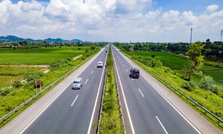 Rà soát, xử lý các tồn tại về tổ chức giao thông trên 3 tuyến cao tốc