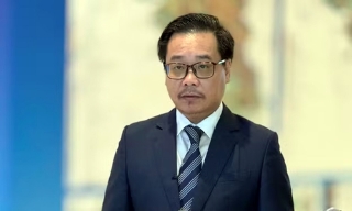Từ “trải thảm đỏ” đến lựa chọn dòng vốn tạo giá trị