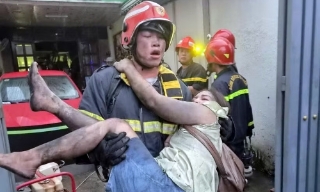 Vụ cháy khách sạn ở Thành phố Hồ Chí Minh: Cứu 26 người, 3 ca ngộ độc CO nặng