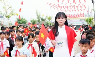 Bộ Nội vụ hướng dẫn tinh giản hiệu trưởng, hiệu phó sau sắp xếp trường học