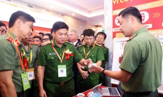 Khai mạc Triển lãm quốc tế về kỹ thuật và phương tiện phòng cháy chữa cháy
